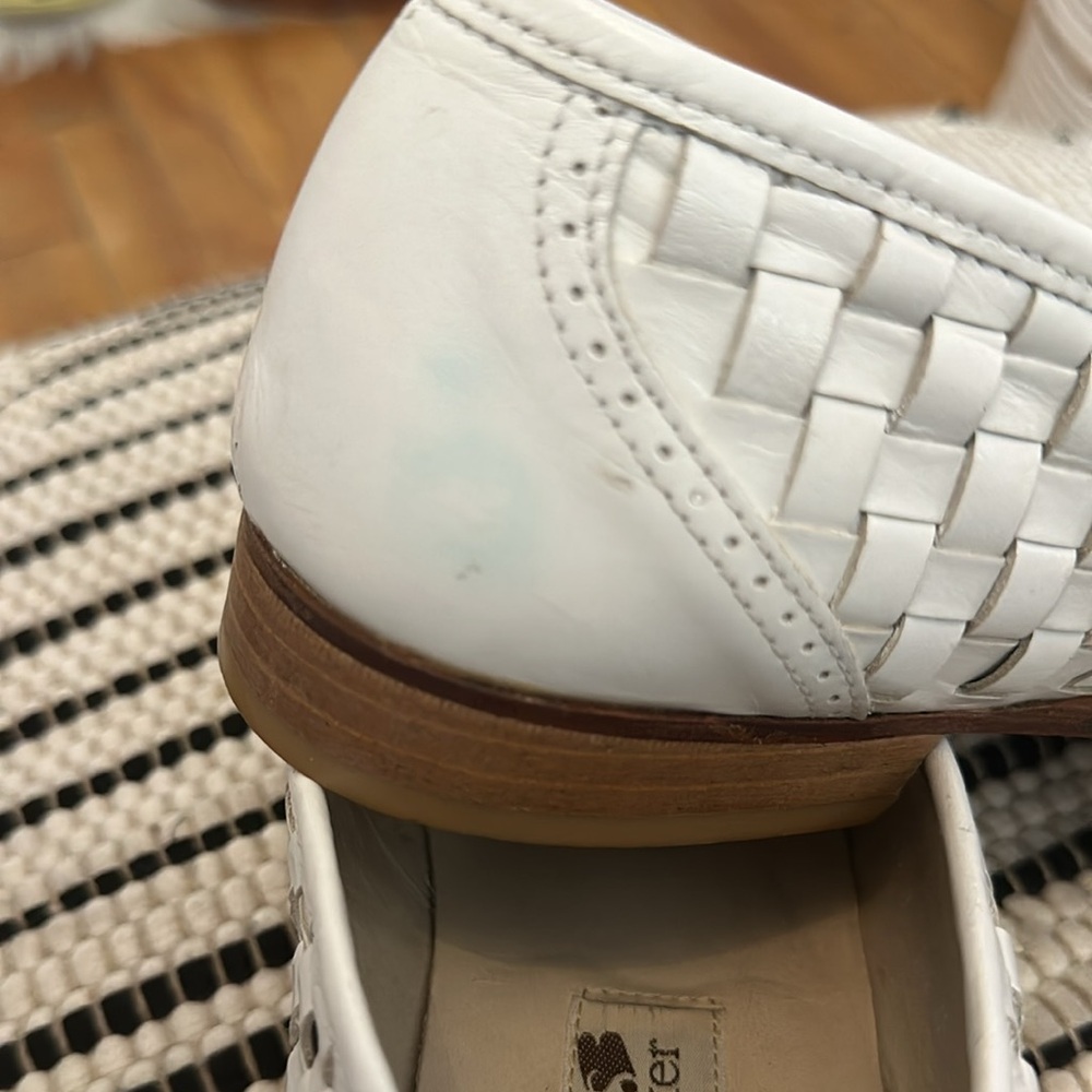 B1—Shoes - Picture 5 of 12